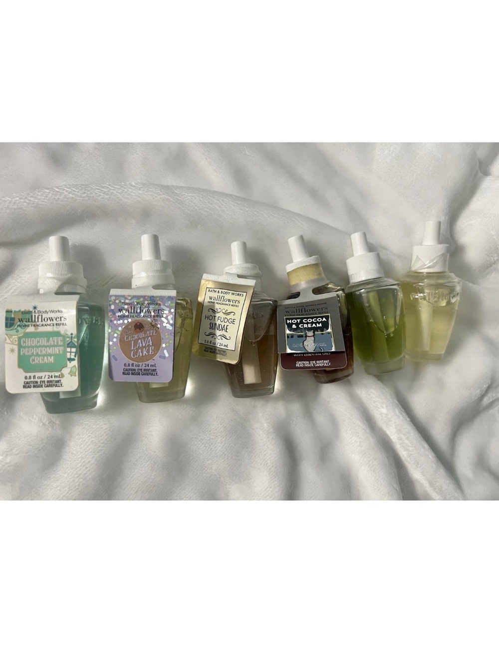 6 LOT of Bath & Body Works Wallflowers Refills Hot Cocoa Chocolate Lava Fudge